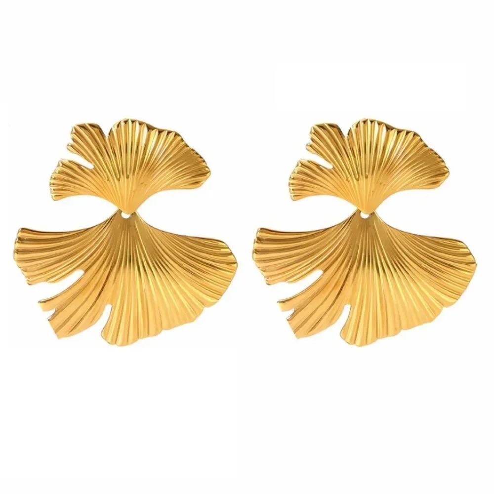 Leaf drop earrings A288